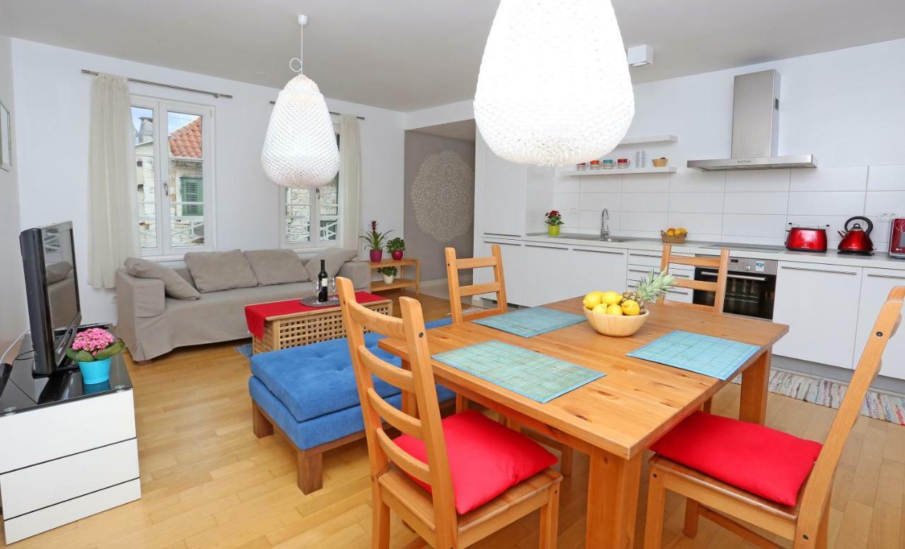 Luxury Apts Leone Split Centre Buitenkant foto