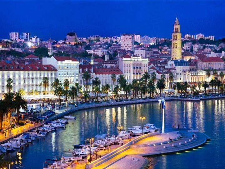 Luxury Apts Leone Split Centre Buitenkant foto