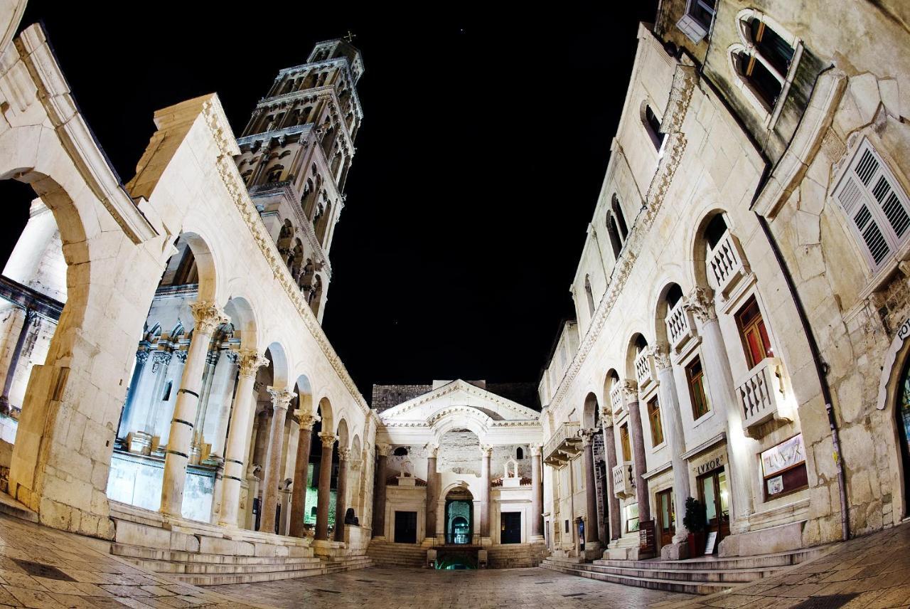 Luxury Apts Leone Split Centre Buitenkant foto